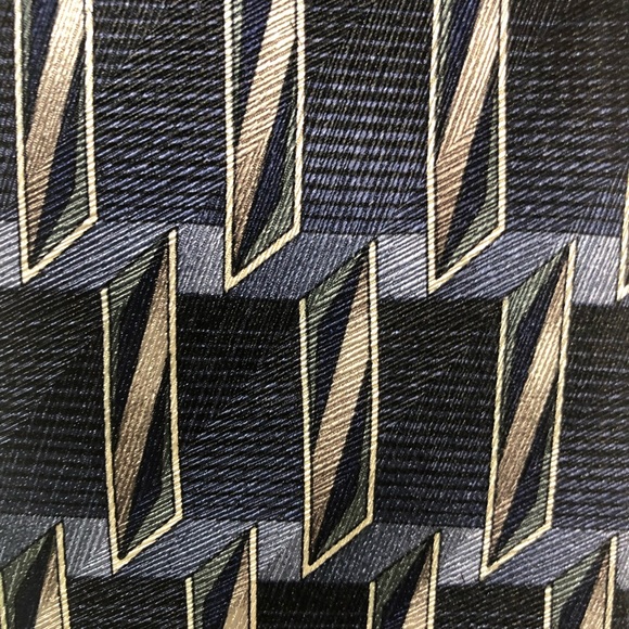 Mens MW Collection Silk Necktie - Picture 3 of 6